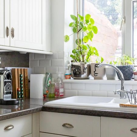 Hereford City - St Owens Terrace - Comfortable & Spacious Well Presented Three Storey House, Perfect For A Weekend Away & Exploring The City On Foot - Hosted By Rentmyhouse Exterior foto
