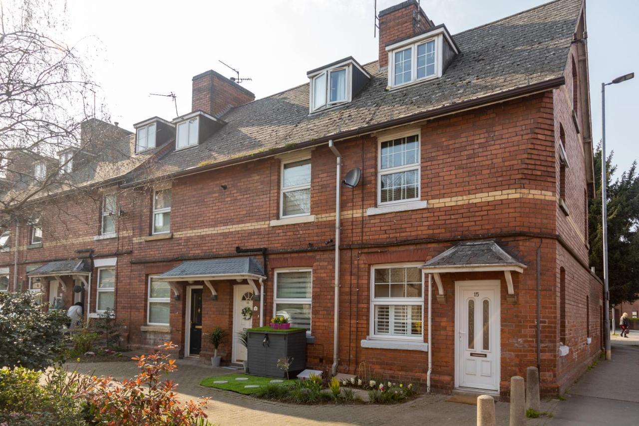 Hereford City - St Owens Terrace - Comfortable & Spacious Well Presented Three Storey House, Perfect For A Weekend Away & Exploring The City On Foot - Hosted By Rentmyhouse Exterior foto