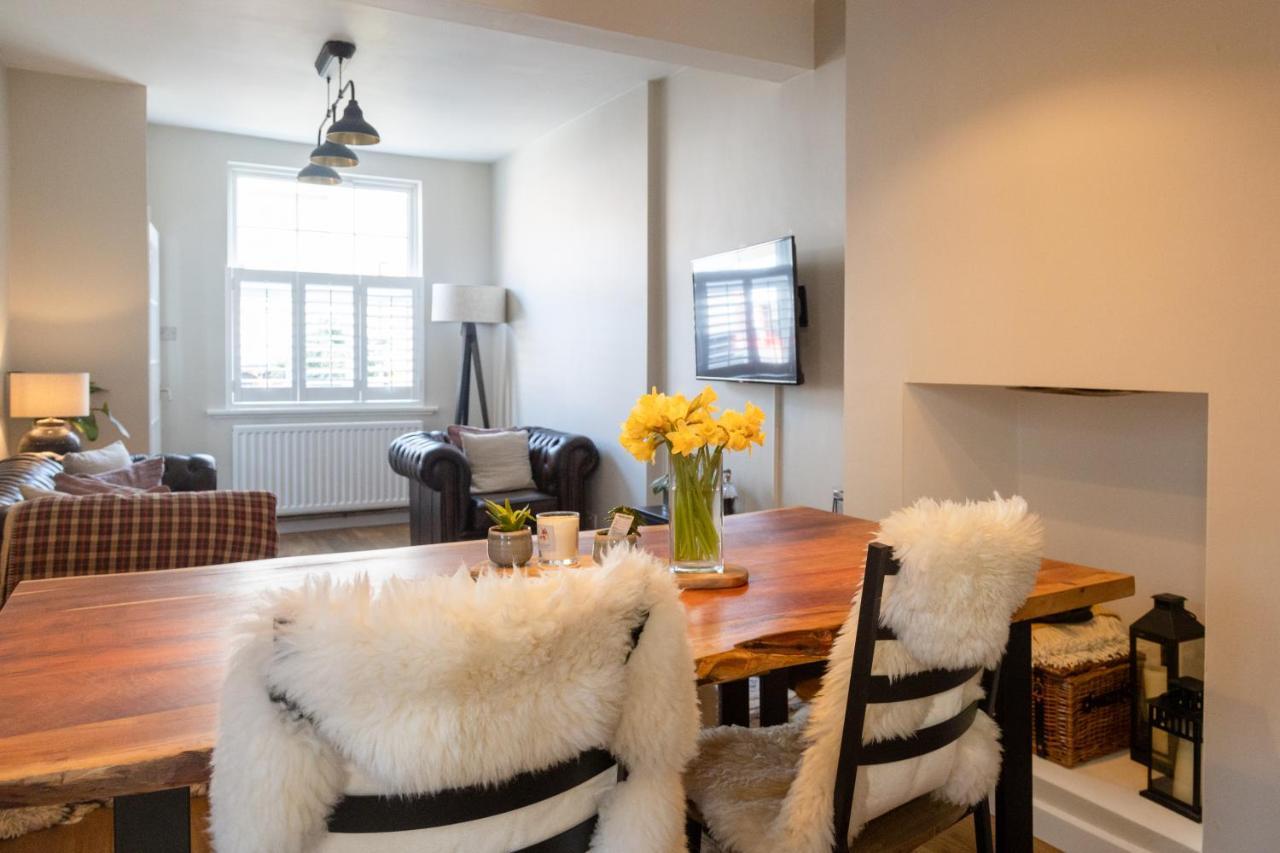 Hereford City - St Owens Terrace - Comfortable & Spacious Well Presented Three Storey House, Perfect For A Weekend Away & Exploring The City On Foot - Hosted By Rentmyhouse Exterior foto
