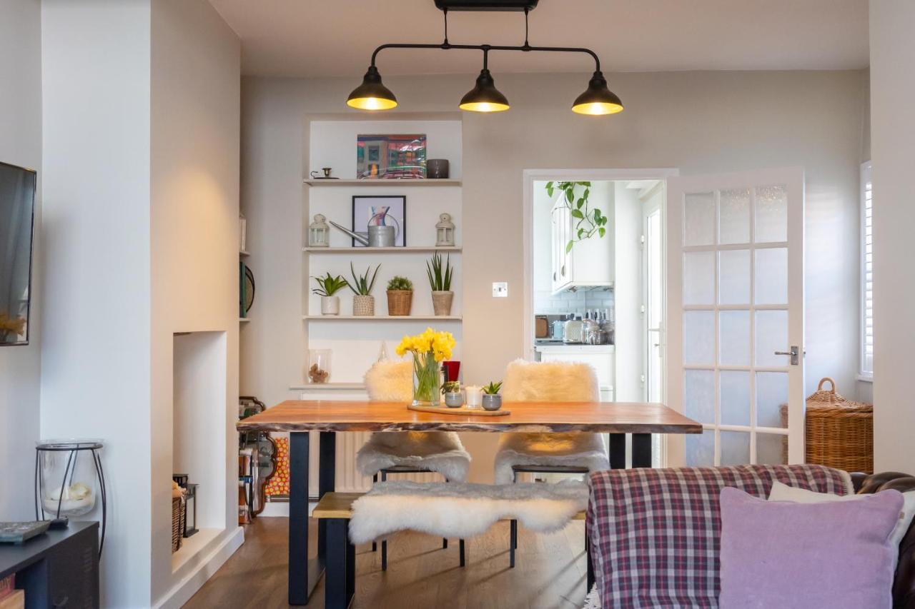 Hereford City - St Owens Terrace - Comfortable & Spacious Well Presented Three Storey House, Perfect For A Weekend Away & Exploring The City On Foot - Hosted By Rentmyhouse Exterior foto